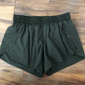 Lululemon tracker short